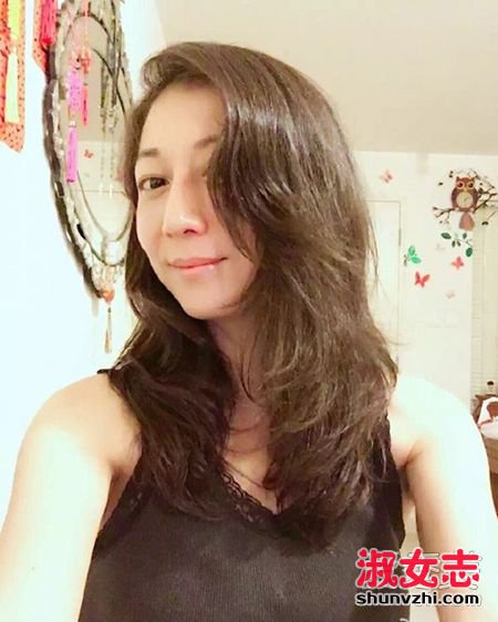 吴绮莉晒青涩嫩照 成龙为什么不认小龙女 吴绮莉年轻照片