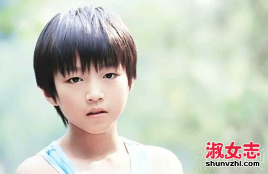 TFBOYS王俊凯小时候照片