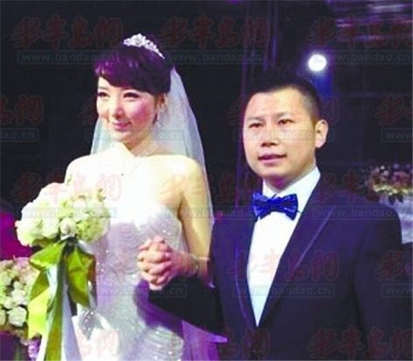 何云伟老婆陈笛 何云伟第一任妻子是谁