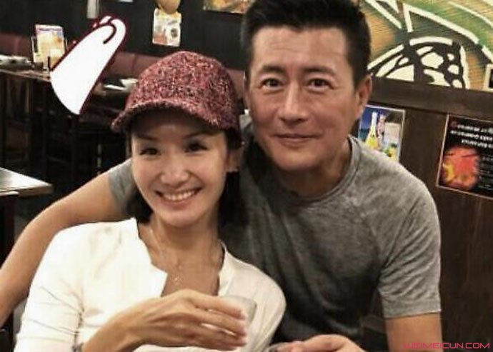 娱乐 星闻  高曙光曾与江珊相恋并结婚,婚后育有一女,但后来 离婚了